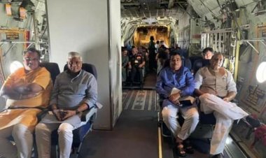 बाड़मेर सीमा के पास तैयार हुआ भारत का ‘रण’वे, इमरजेंसी फील्ड लैंडिंग स्ट्रिप का हुआ उद्घाटन हाइवे पर उतरे जगुआर और सुखोई और सुपर हरक्यूलिस