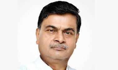 बिजली संकट पर केंद्रीय ऊर्जा मंत्री बोले-देश में कोयले की कमी नहीं