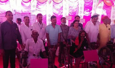 शिविर में हाथों-हाथ कार्य होने पर ग्रामीणों ने जताई खुशी,चांदूर ग्राम पंचायत मुख्यालय पर प्रशासन गांवो के संग शिविर आयोजित