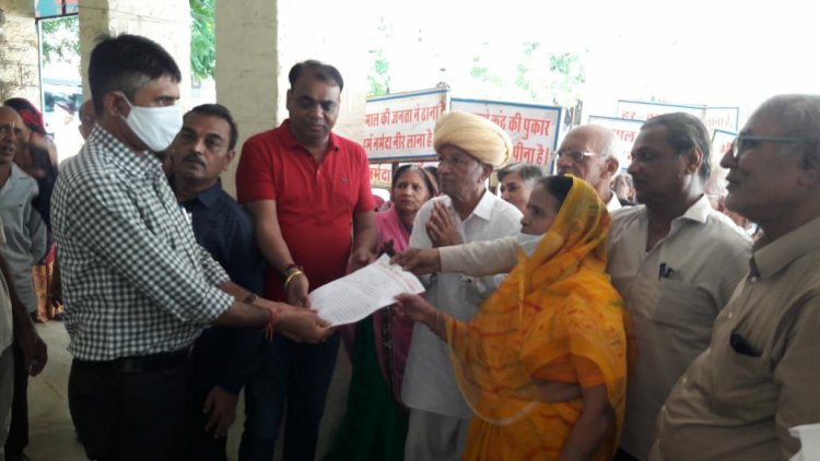 नर्मदा नीर के लिए ज्ञापन का दौर जारी आज सकल जैन समाज की तरफ से दिया गया SDM को ज्ञापन