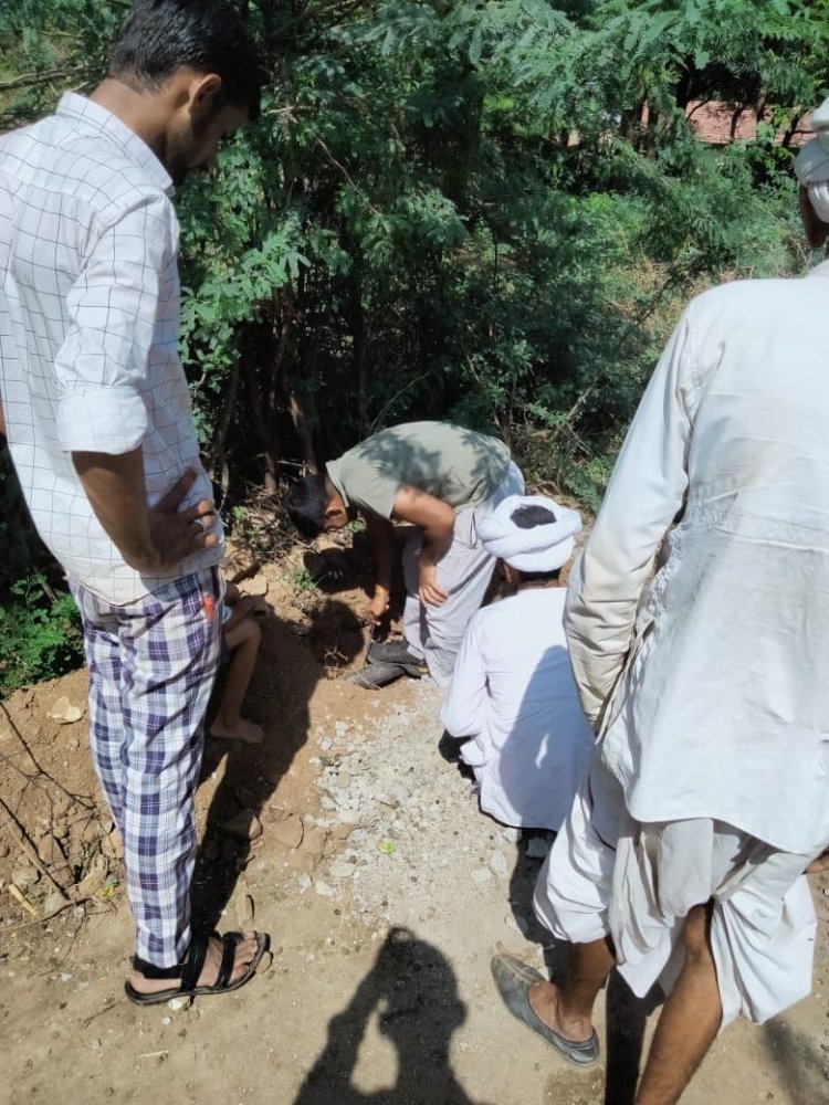 आजादी के बाद युवा जनप्रतिनिधि ने संभाली पंचायत की बागडोर, गरीबों के मसीहा बने ग्राम पंचायत उड़वारिया के सरपंच।
