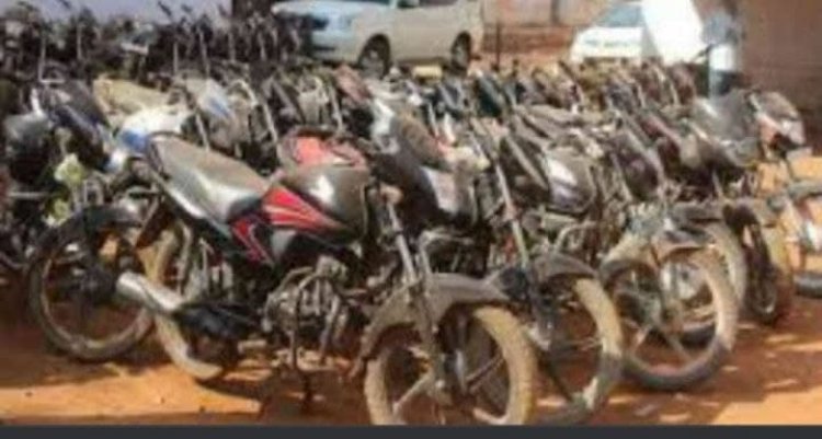 चोरी की 17 मोटरसाईकिले जब्त, 4 गिरफ्तार,एक बाल अपचारी डीटेन,ज़्यादातर बाइक्स उदयपुर से चुराई 