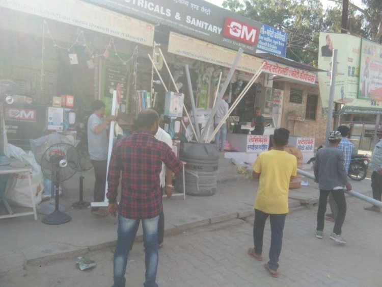 भीनमाल -त्योहारों की सीजन को देखते हुए प्रशासन आया  हरकत में पूरे शहर निरक्षण कर जब्त की 20kg पॉलिथीन