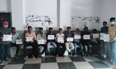 बाड़मेर जिला मुख्यालय पर बीएड डिग्री धारकों ने दिया मुख्यमंत्री के नाम जिला कलैक्टर को ज्ञापन