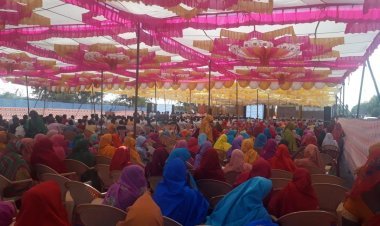 राजस्थान प्रदूषण नियंत्रण विभाग द्वारा पर्यावरण स्वीकृति हेतु अल्ट्राटेक सीमेंट कंपनी की सीमेंट वर्कर्स विस्तार हेतु आसपास के गांवों ग्रामीणों के साथ हुई जनसुनवाई बैठक।