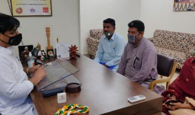 जैसलमेर जिला कांग्रेस के नवनियुक्त अध्यक्ष उम्मेद सिंह तंवर के मनोनीत होने पर प्रदेश महिला कांग्रेस कमेटी महासचिव राठौड़ ने हर्ष व्यक्त किया।