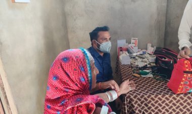 जिलेभर में चल रहे झोलाछाप डॉक्टरों की भरमार, कार्यवाही में झोलाछाप डॉक्टर को पकड़ा।