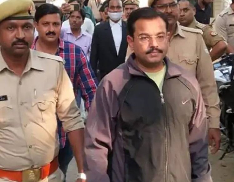 आशीष मिश्रा व उसके साथी जेल से कोर्ट लाए गए,लखीमपुर हिंसा पर SIT का खुलासा