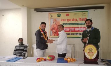 जिला प्रमुख अर्जुन पुरोहित ने किया होटल अतिथि इन के संचालक श्रवण सिंह भाटी का बहुमान और सम्मान देकर आभार व्यक्त।