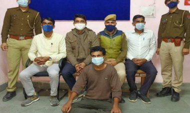 स्मैक समग्लर बना रहे हैं बेरोजगार युवाओं को अपना मोहरा पुलिसिया कार्रवाई में आज फिर एक युवा पुलिस के हाथों चढ़ा