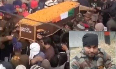 सैकड़ों युवाओं की आंखों से आंसू छलक गए