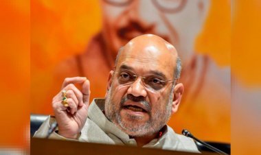 अमित शाह के प्रचार में कोविड प्रोटोकॉल की उड़ी धज्जियां, आप ने पूछा-क्या इनके लिए नियम अलग है?