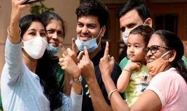 वोटिंग के पहले चरण में Koo ऐप पर चला #VoteWaliSelfie का ट्रेंड, आम लोगों ने स्याही के निशान के साथ शेयर की अपनी सेल्फी