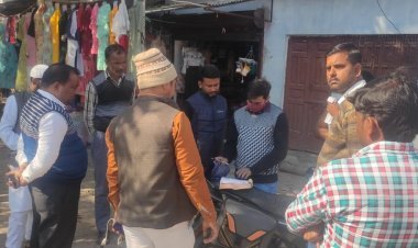 मल्लावां नगर में चेकिंग कर जिन पर लोड कम था और लोड ज्यादा चल रहा है चेकिंग कर लोड को बढाया गया