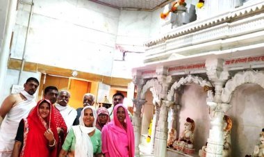 भादरेश में नौ फना पार्श्वनाथ जिनालय की सत्रहवीं वर्षगांठ सम्पन्न पार्श्वनाथ के जयकारो से गुंजा भादरेश नगर, विजय मुहुर्त में हुआ ध्वजारोहण  