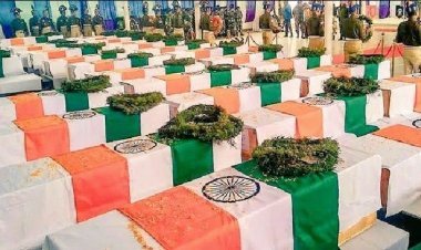 पुलवामा आंतकी हमले की तीसरी बरसीः सोशल मीडिया पर देश कर रहा शहीदों को नमन