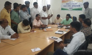 उपखंड स्तरीय जन सुनवाई में ग्राम पंचायत गुडामालानी की समस्याओं को लेकर पंचायत समिति में उपखंड अधिकारी को ज्ञापन सौंपा