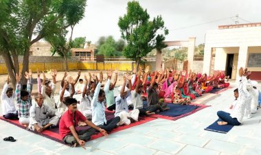 बायतु:-* ग्राम पंचायत वीरेंद्र नगर स्थित राजकीय प्राथमिक विद्यालय काकड़ो की ढाणी में योग दिवस मनाया गया