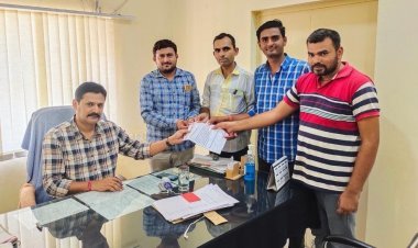 कोविड स्वास्थ्य सहायकों ने उपखंड अधिकारी को ज्ञापन सौपा*