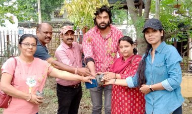 कन्हैया जी की स्मृति में पौधारोपण एवं तुलसी वितरण 