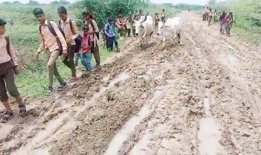 ग्राम पंचायत के अधिकारीयों की भारी लापरवाही