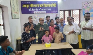 *आम आदमी पार्टी के कार्यकर्ताओं ने अनाथाश्रम में मनाया राष्ट्रीय संयोजक अरविंद केजरीवाल का जन्मदिन*