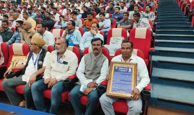 राजस्थान शिक्षक संघ अम्बेडकर के बैनर तले मुख्यमंत्री का भव्य स्वागत किया गया 