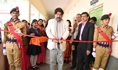  62 विद्यालयों के 110 प्रतिभागियों ने 'टेक्नोलॉजी एंड टॉय' विषय पर प्रतिभाओं ने दिखाया हुनूर*