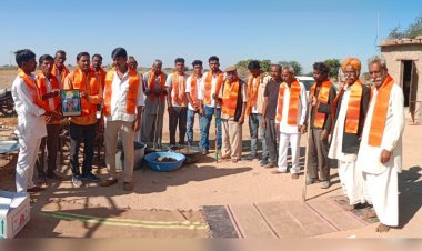 अमावस्या के शुभ अवसर को लेकर राष्ट्रीय चामुंडा अध्यक्ष एवं अर्जुन गौ सेवा समिति की पूरी टीम ने 101 क्विटल की बनाई लापसी गौ माता को लापसी एवं गुड़ खिलाया