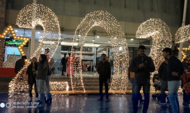 31st  के साथ  नए साल 2023 का चढ़ा   खूमार  युवाओं में देखा  जबरदस्त जोश होटलों, पबो , फार्म हाउस मैं पार्टियां सड़कों पर जाम 2022 को विदाई ।