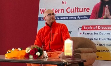 जीवन में शान्ति पाने के लिए कभी ना छोड़े भारतीय संस्कृति: स्वामी अमोघ लीला