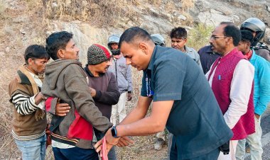 सडक पर घायल मिले लोगों की मदद करने की अपील की