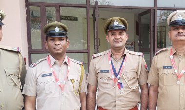 सीआईडी जोन उदयपुर के चार पुलिसकर्मी सेवा चिन्हों से सम्मानित
