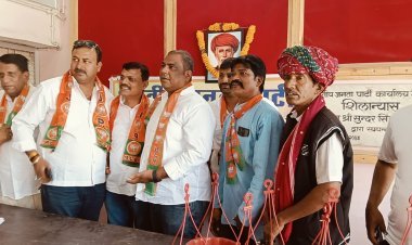 महात्मा ज्योतिबा फूले जयंती पर भाजपा ओबीसी मोर्चा शहर जिला ने किया 52 यूनिट रक्तदान