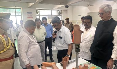 जयपुर फुट निर्माण विधि का राज्यपाल गुलाबचन्द कटारिया ने किया अवलोकन, पंजाब में स्थायी केंद्र स्थापना के प्रयास