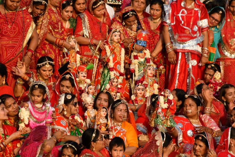 धूमधाम से हुआ तीन दिवसीय मेवाड़ महोत्सव का आगाज