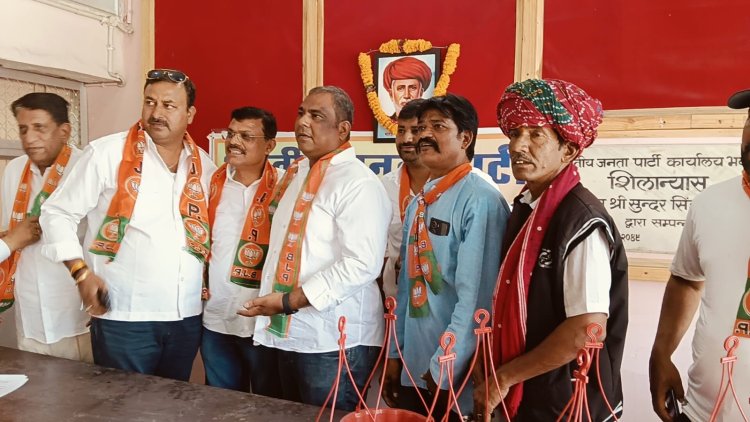 महात्मा ज्योतिबा फूले जयंती पर भाजपा ओबीसी मोर्चा शहर जिला ने किया 52 यूनिट रक्तदान
