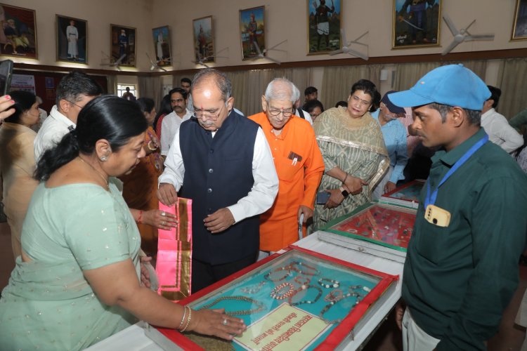 प्राचीन समय के विभिन्न कालों की मुद्रा और मुद्रिका की प्रदर्शनी का आयोजन