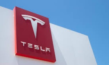 भारत में लॉन्च हुई Tesla Model Y SUV: एक बार चार्ज में चलेगी 622KM, कीमत ₹59.89 लाख से शुरू