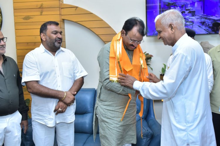 उप मुख्यमंत्री प्रेमचंद बैरवा का राजसमंद दौरा, डबोक एयरपोर्ट पर हुआ भव्य स्वागत