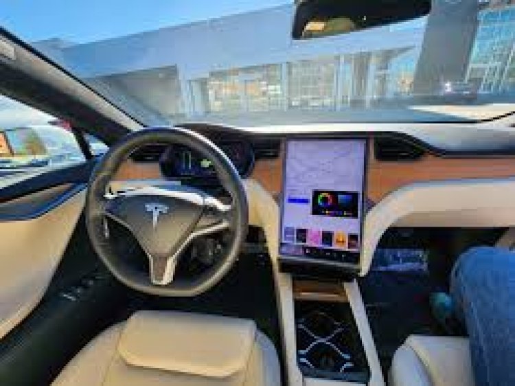 भारत में लॉन्च हुई Tesla Model Y SUV: एक बार चार्ज में चलेगी 622KM, कीमत ₹59.89 लाख से शुरू