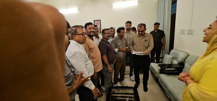माउंट आबू में पत्रकारों पर हमले को लेकर राजसमंद में विरोध प्रदर्शन, मुख्यमंत्री को सौंपा ज्ञापन