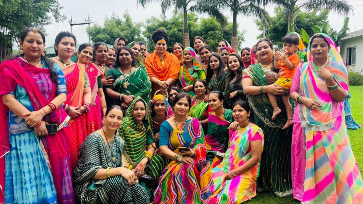 उदयपुर में श्रावण मास और हरियाली तीज पर रंगारंग लहरिया महोत्सव, महिला मंडल ने मनाई परंपराओं की धूम