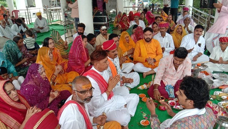 आमेट में गौ सेवा हेतु सहस्त्रधारा महारूद्र अभिषेक, 21 जोड़ों के साथ सम्पन्न हुआ धार्मिक आयोजन