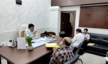 उदयपुर में पशु क्रूरता निवारण समिति की बैठक | एडीएम जितेंद्र ओझा के सख्त निर्देश