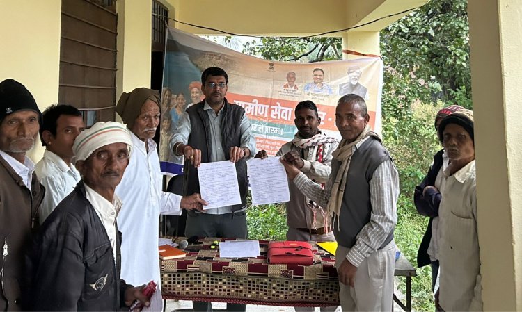 उदयपुर में ग्रामीण सेवा शिविर बना सद्भाव और खुशियों की मिसाल | वर्षों पुराने विवादों का हुआ समाधान