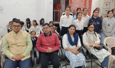 राष्ट्रीय बाल दिवस: उदयपुर में विधिक सेवा प्राधिकरण द्वारा जागरूकता शिविर, बालिकाओं व बालकों को दी महत्वपूर्ण जानकारी