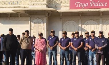 भारतीय नौसेना कार रैली को उदयपुर से हरी झंडी | 5000 किमी सैन्य आउटरीच अभियान शुरू