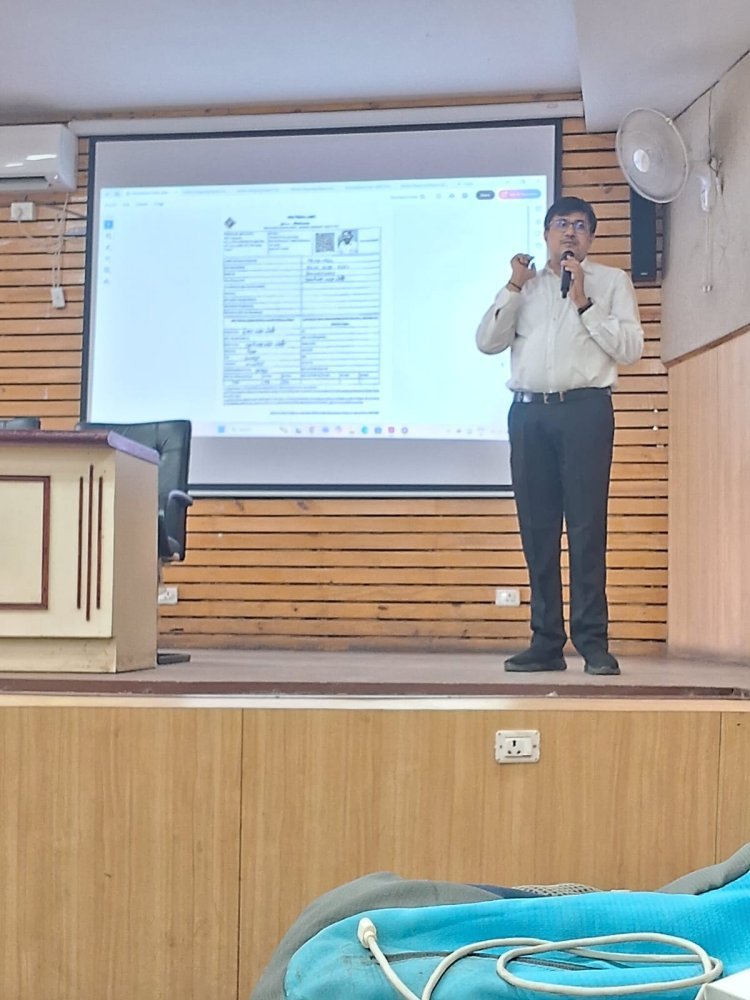 उदयपुर जिले में एसआईआर अभियान की शुरुआत — 1936 बीएलओ घर-घर पहुंचकर गणना प्रपत्र वितरित करेंगे