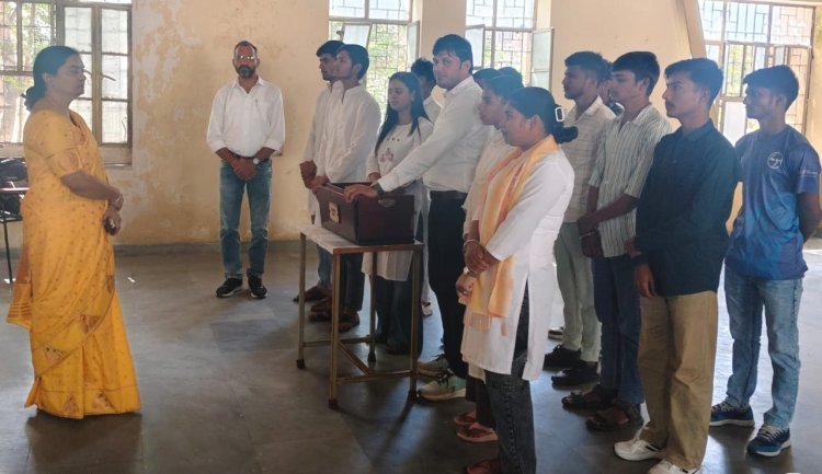 राजकीय महाविद्यालय बड़गांव में ‘वंदे मातरम् @150’ कार्यक्रम आयोजित | देशभक्ति के स्वर से गूंज उठा परिसर